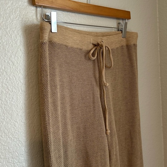 NWT, Monrow Women’s Wide Leg Mesh Lounge Crop High Rise Pants in Tan, Medium - Picture 2 of 10